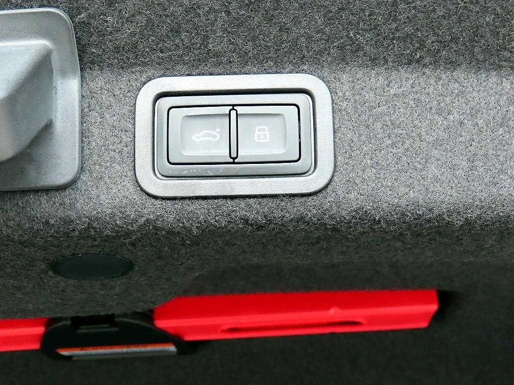 아우디 A6 A6 (C8) 45 TFSI 콰트로 프리미엄 이미지 16