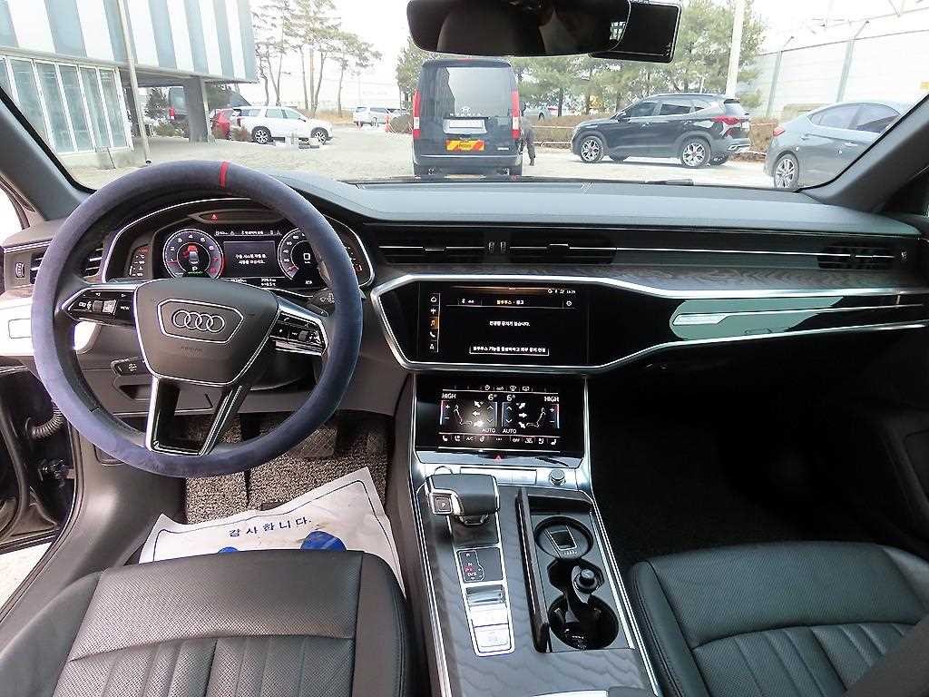 아우디 A6 A6 (C8) 45 TFSI 콰트로 프리미엄 이미지 7