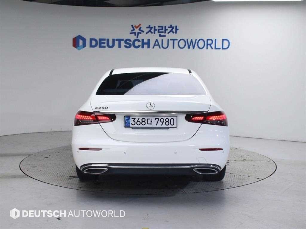 벤츠 E 클래스 E-클래스 W213 E250 아방가르드 이미지 4