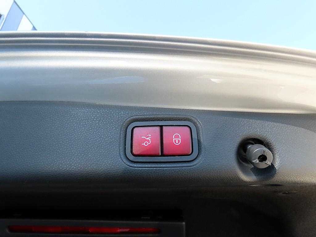 벤츠 E 클래스 E-클래스 W213 E300 4MATIC 익스클루시브 이미지 15