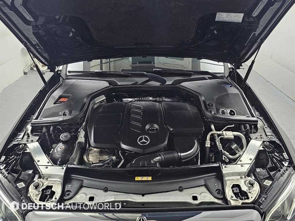 벤츠 E 클래스 E-클래스 W213 E220d 4MATIC 익스클루시브 이미지 6