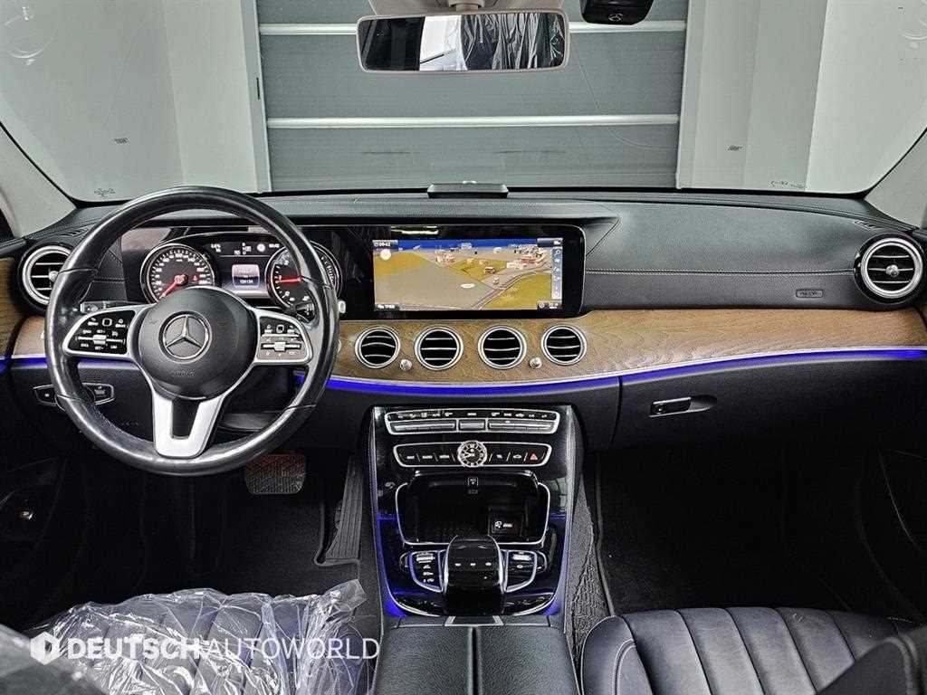 벤츠 E 클래스 E-클래스 W213 E220d 4MATIC 익스클루시브 이미지 7