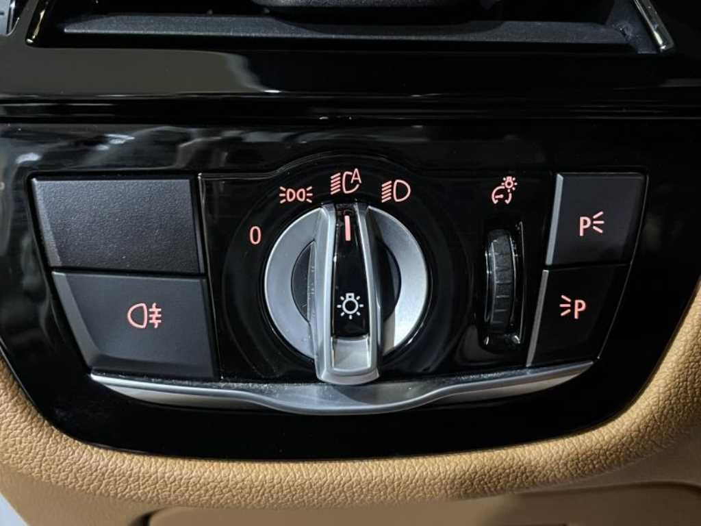 BMW 5시리즈 5시리즈 (G30) 520i M 스포츠 이미지 13