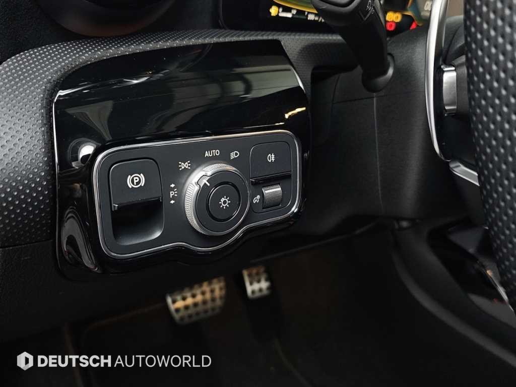 벤츠 A 클래스 A클래스 W177 AMG A35 4MATIC 세단 이미지 16