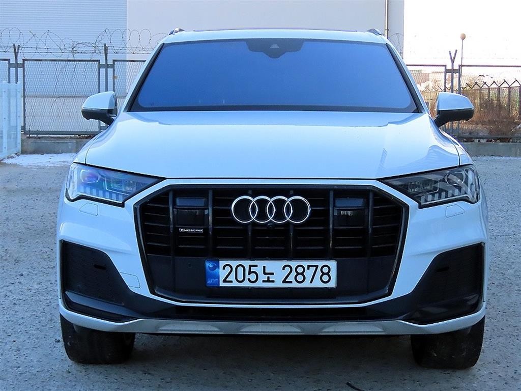 아우디 Q7 Q7 (4M) 45 TDI 콰트로 프리미엄 이미지 1