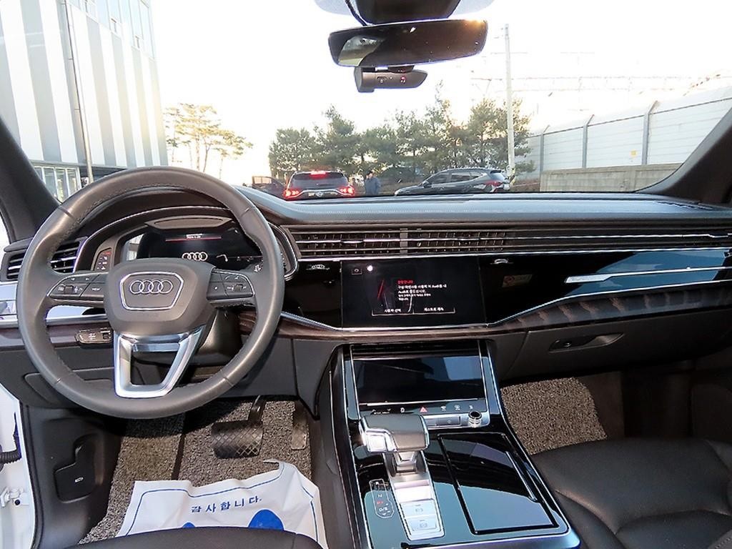 아우디 Q7 Q7 (4M) 45 TDI 콰트로 프리미엄 이미지 7