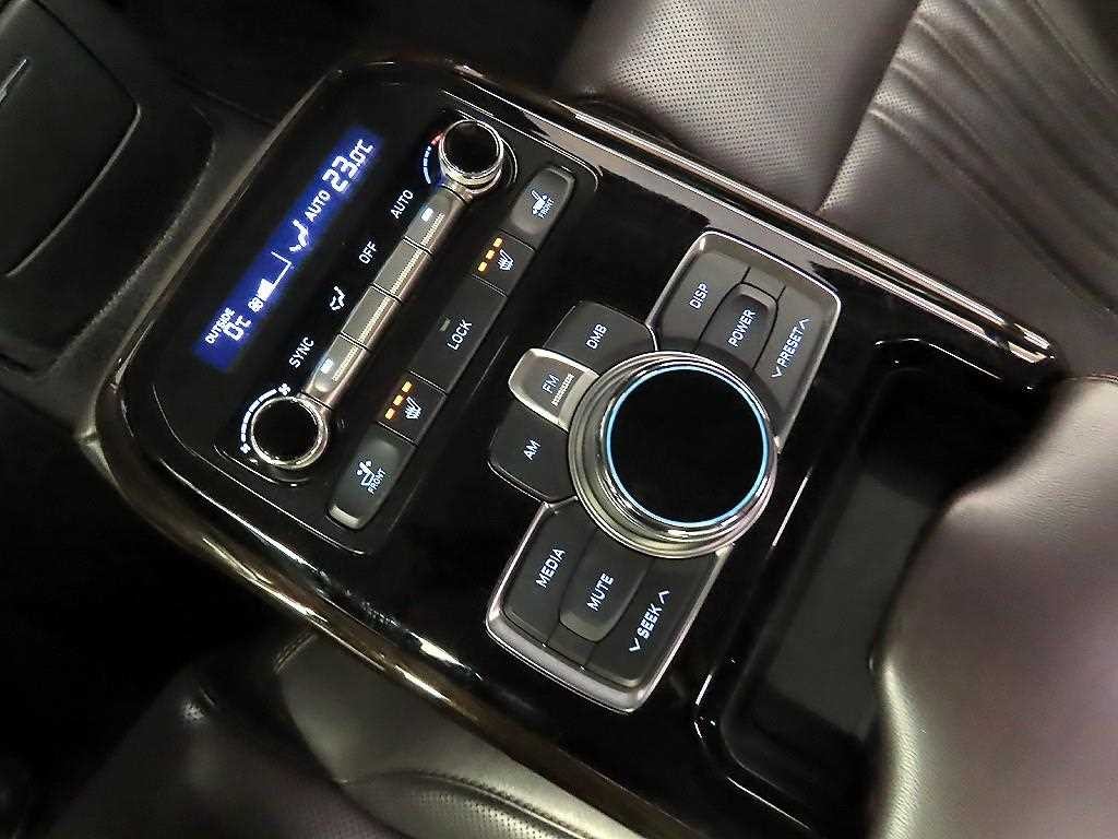 제네시스 EQ900 3.8 GDI AWD 럭셔리 이미지 13