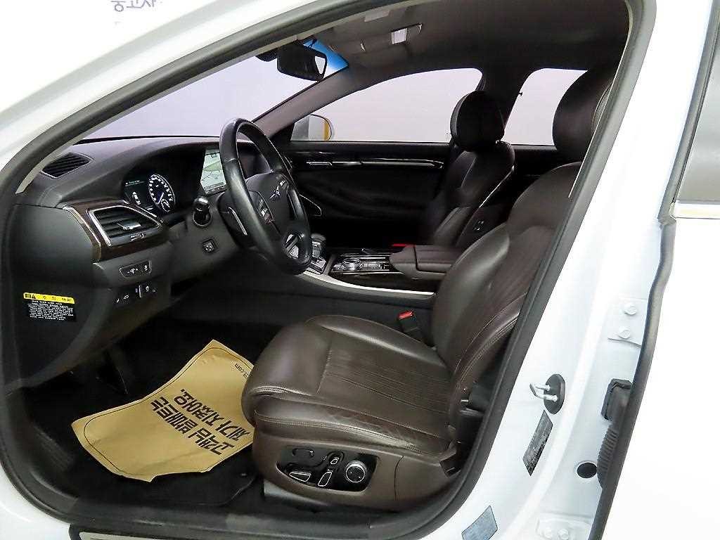 제네시스 EQ900 3.8 GDI AWD 럭셔리 이미지 5