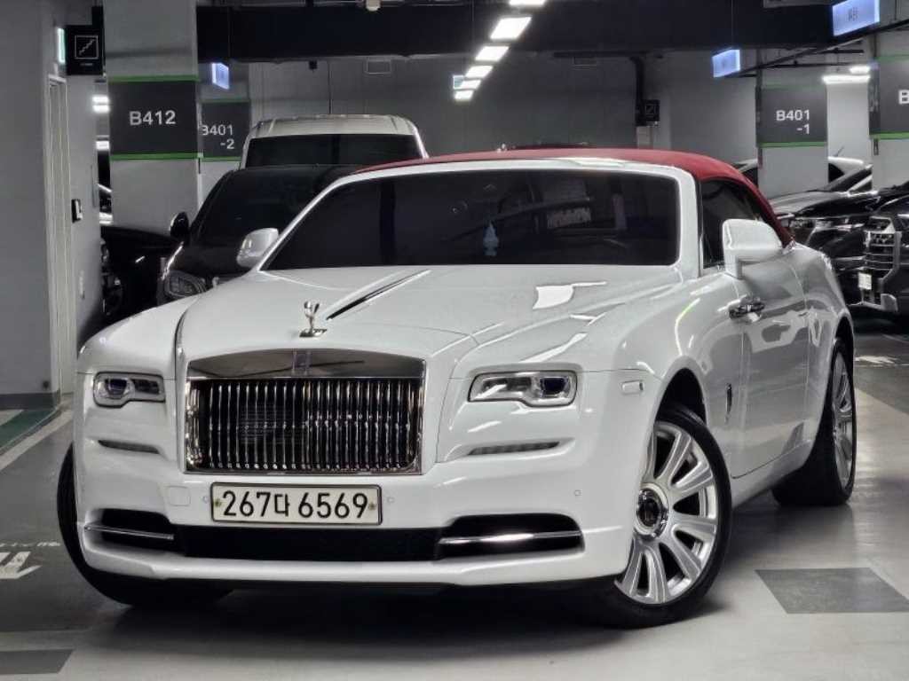 롤스로이스 던 6.6 V12 이미지 1