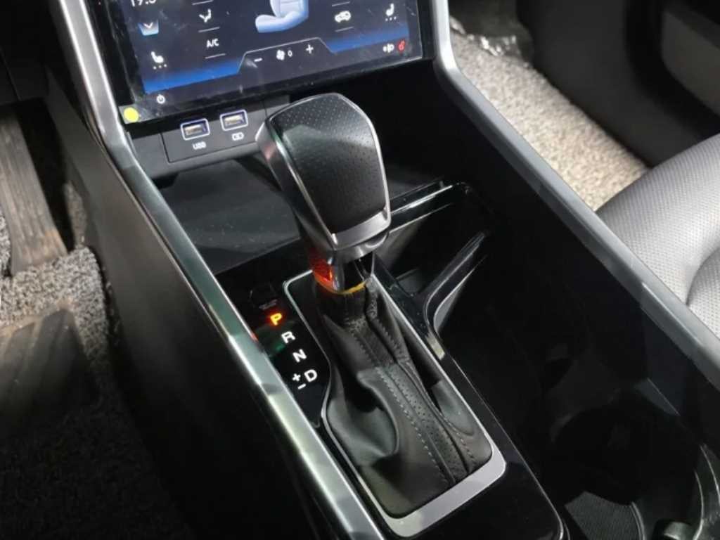 KG모빌리티(쌍용) 토레스 1.5 GDI-T 2WD T5 이미지 7
