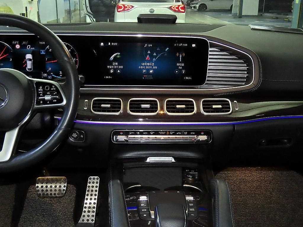 벤츠 GLE 클래스 GLE 클래스 W167 GLE 400d 4MATIC 쿠페 이미지 11