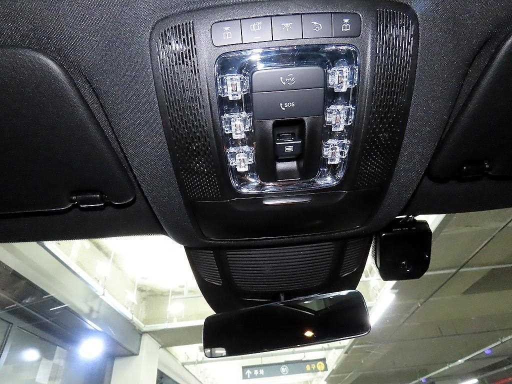 벤츠 GLE 클래스 GLE 클래스 W167 GLE 400d 4MATIC 쿠페 이미지 13