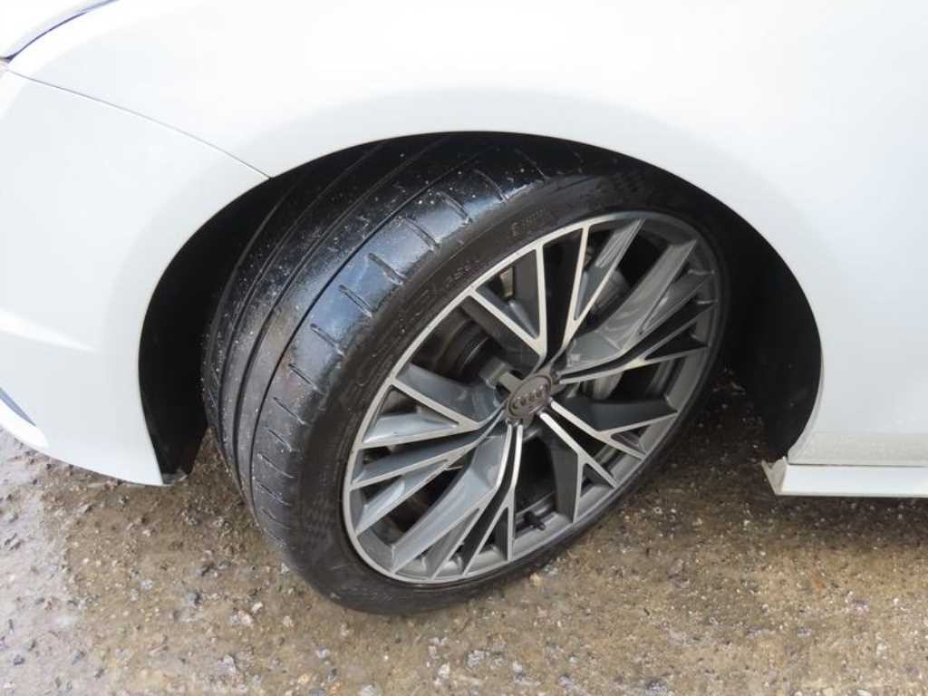 아우디 A7 55 TDI 콰트로 프리미엄 이미지 19