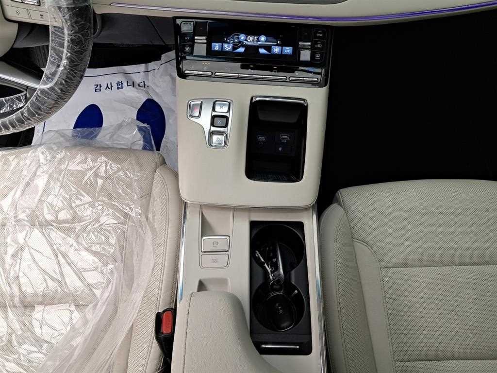 현대 그랜저 더 뉴 그랜저 IG 2.5 르블랑 이미지 15