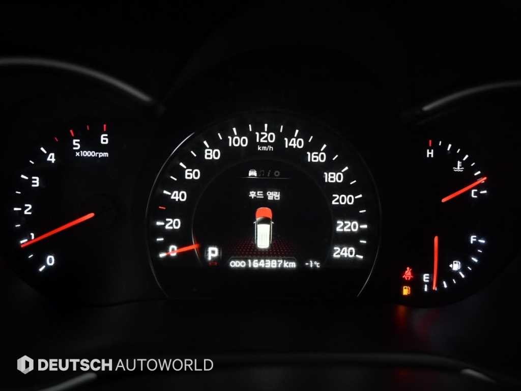 기아 쏘렌토 뉴 쏘렌토 R 2WD 2.0 프레스티지 이미지 8