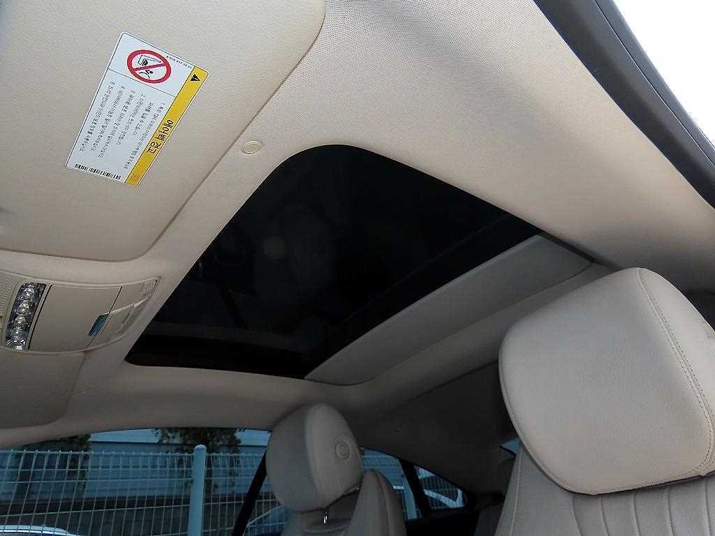벤츠 E 클래스 E-클래스 W213 E220d 쿠페 이미지 18