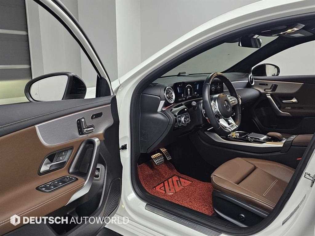 벤츠 A 클래스 A클래스 W177 AMG A35 4MATIC 세단 이미지 11
