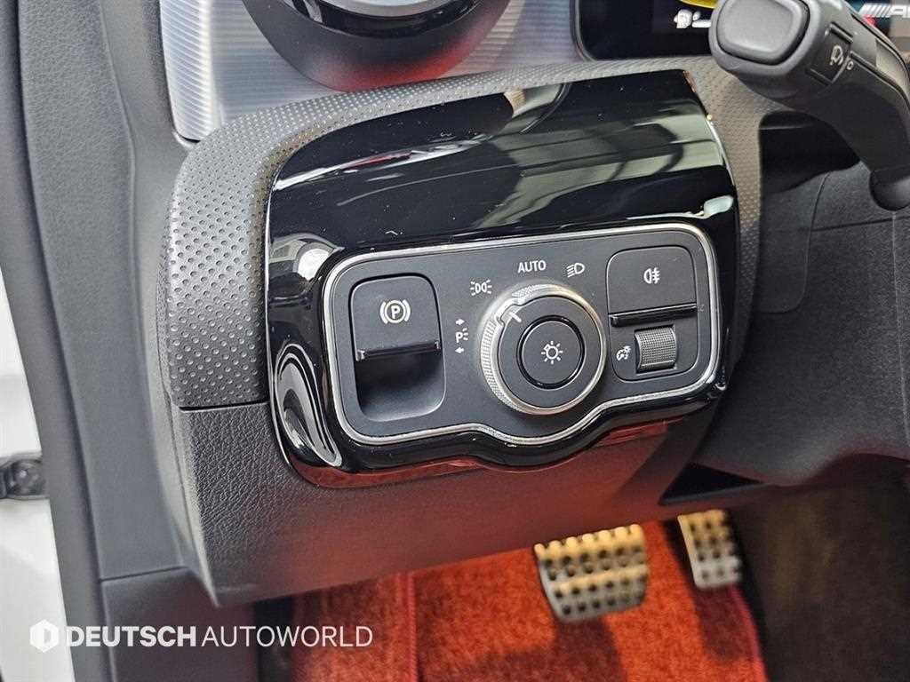 벤츠 A 클래스 A클래스 W177 AMG A35 4MATIC 세단 이미지 16