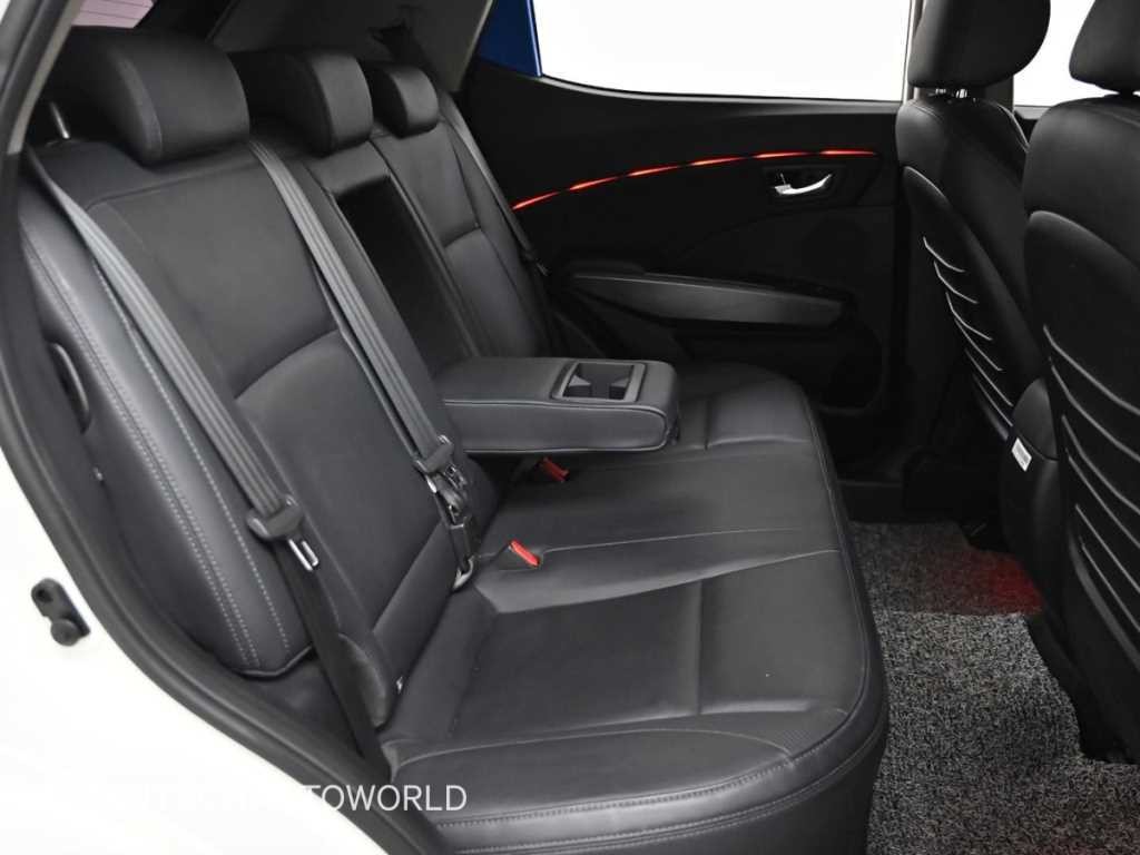 KG모빌리티(쌍용) 티볼리 베리 뉴 티볼리 4WD 가솔린 1.5 V3 이미지 12