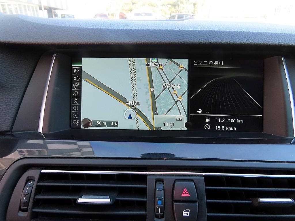 BMW 5시리즈 5시리즈 (F10) 520d xDrive 이미지 13