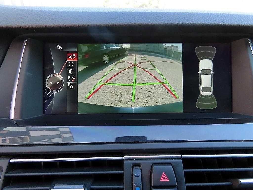 BMW 5시리즈 5시리즈 (F10) 520d xDrive 이미지 14