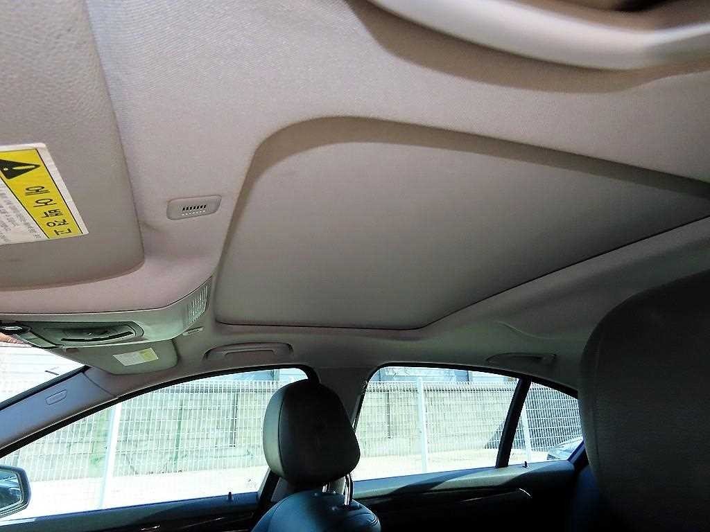 BMW 5시리즈 5시리즈 (F10) 520d xDrive 이미지 17