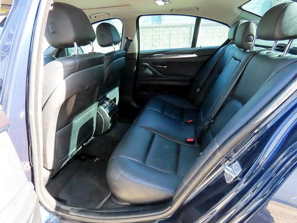 BMW 5시리즈 5시리즈 (F10) 520d xDrive 이미지 6