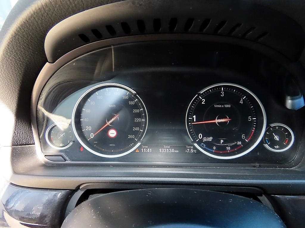 BMW 5시리즈 5시리즈 (F10) 520d xDrive 이미지 9