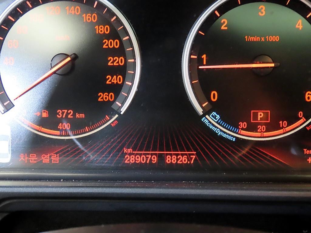 BMW 5시리즈 5시리즈 (F10) 520d 이미지 9