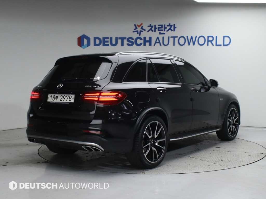벤츠 GLC 클래스 GLC클래스 X253 AMG GLC 43 4MATIC 이미지 2