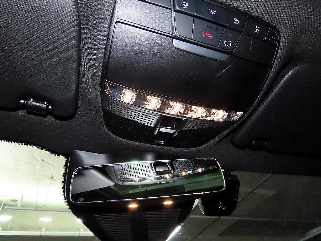 벤츠 GLC 클래스 GLC클래스 X253 GLC 300 e 4MATIC 이미지 13