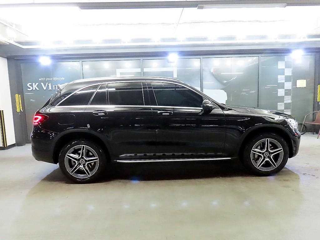 벤츠 GLC 클래스 GLC클래스 X253 GLC 300 e 4MATIC 이미지 3