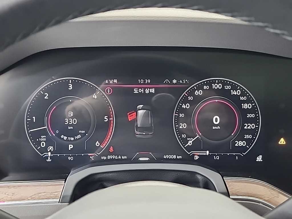 폭스바겐 투아렉 투아렉 3세대 3.0 TDI 프레스티지 이미지 6