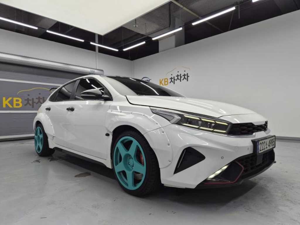 기아 K3 더뉴 K3 2세대 1.6 가솔린 터보 GT 5도어 시그니처 이미지 1