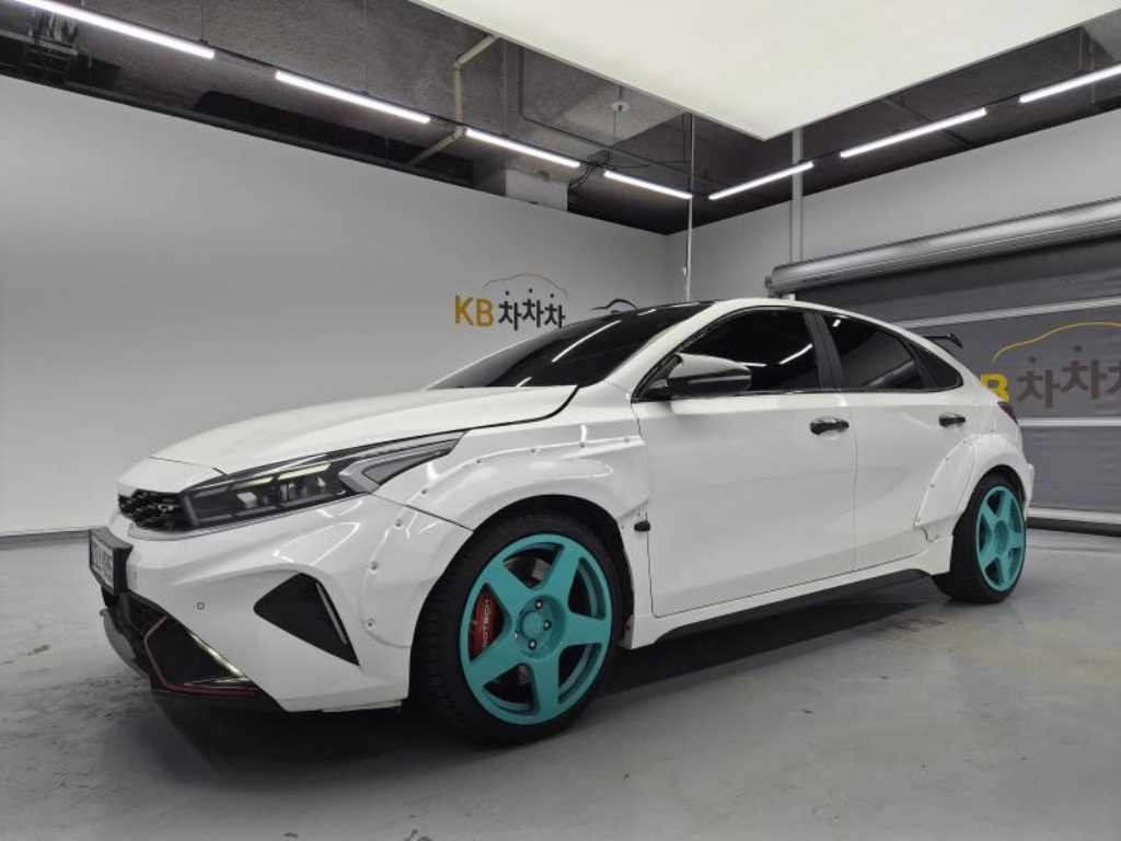 기아 K3 더뉴 K3 2세대 1.6 가솔린 터보 GT 5도어 시그니처 이미지 3