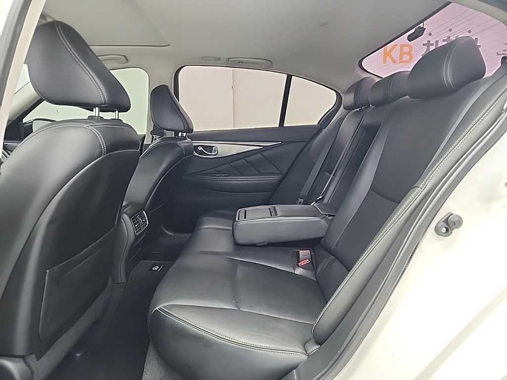 인피니티 Q Q50 2.2D 프리미엄 이미지 12