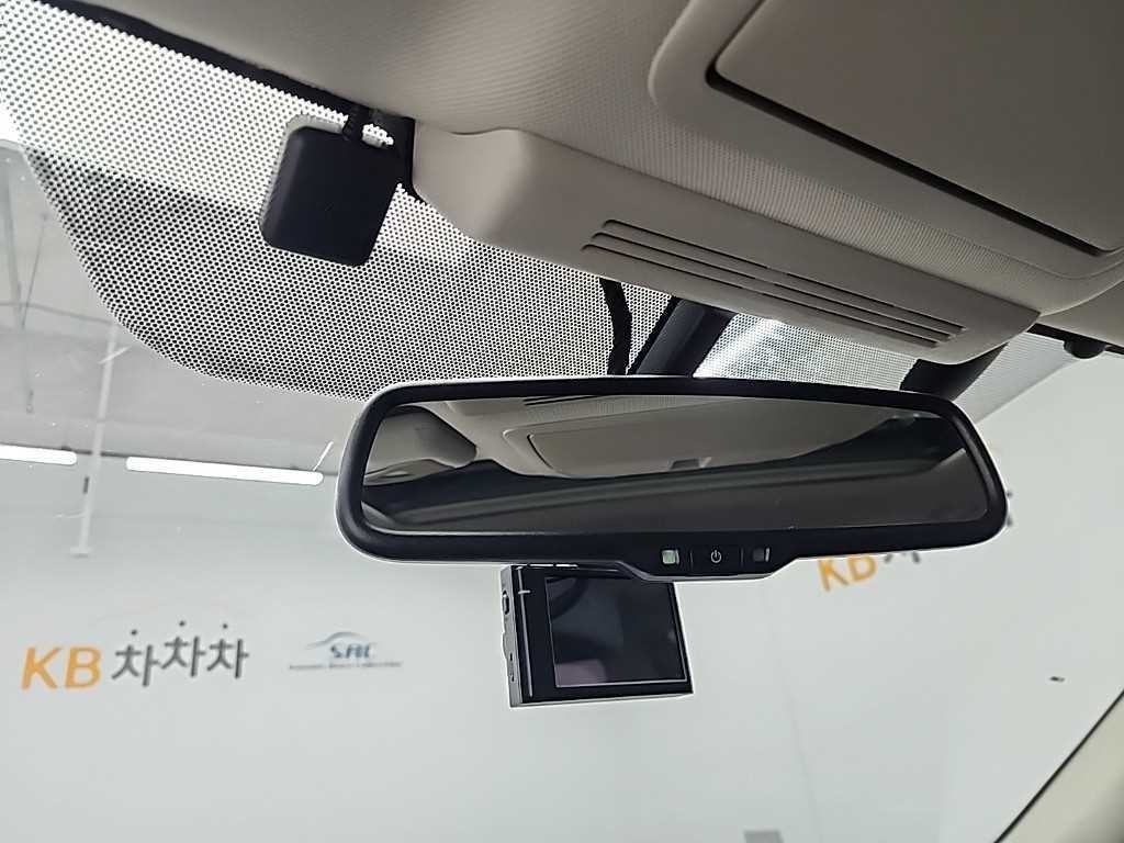 인피니티 Q Q50 2.2D 프리미엄 이미지 16