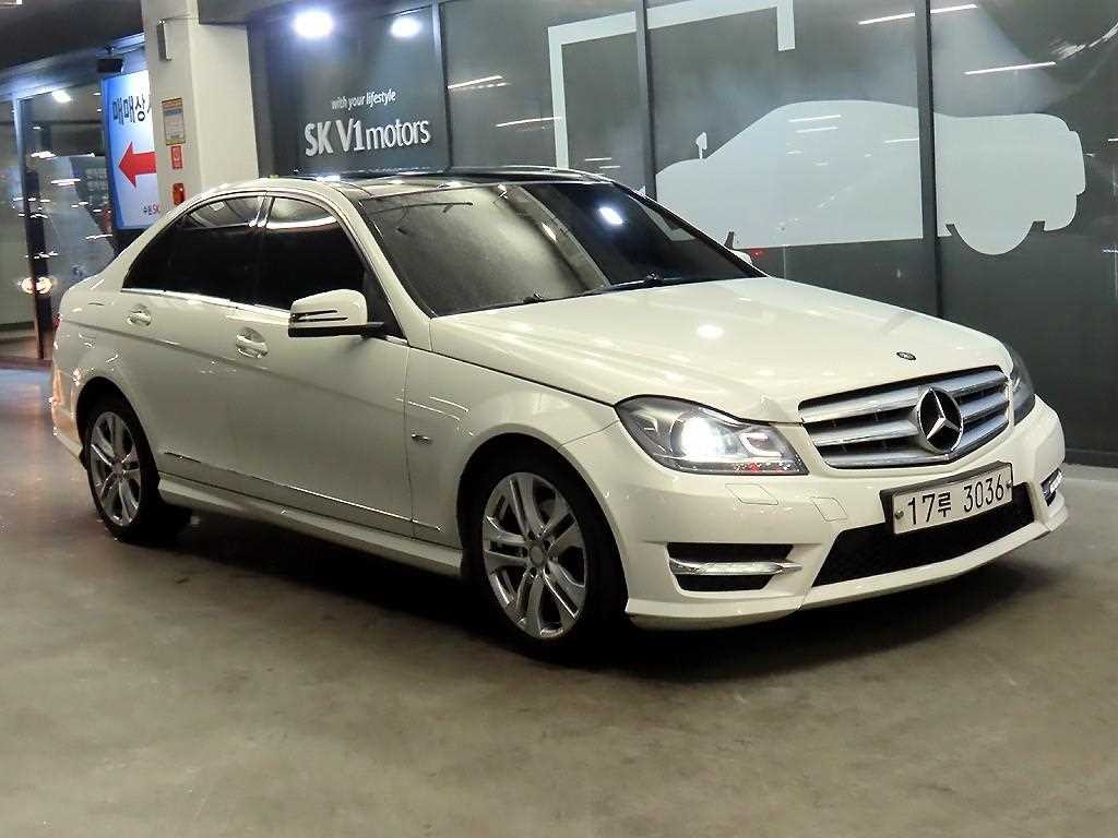 벤츠 C 클래스 C클래스 W204 C200 CGI 아방가르드 이미지 1