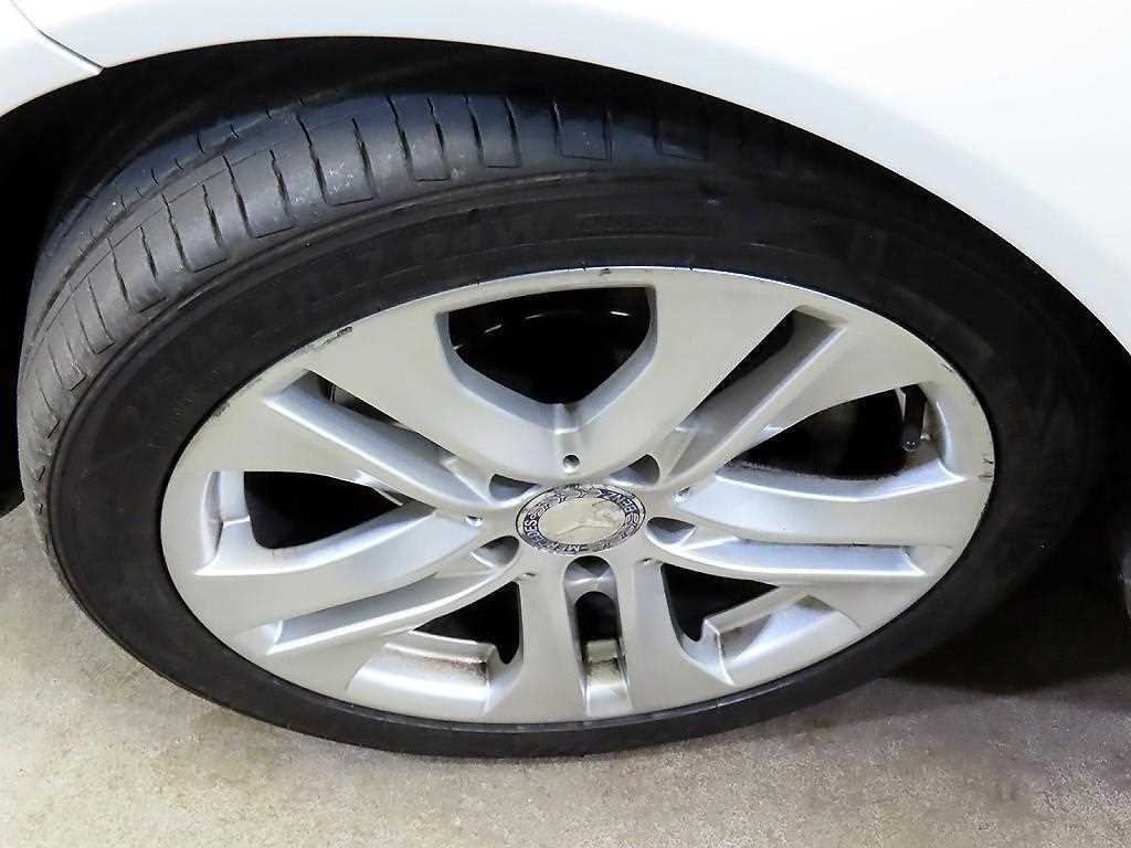 벤츠 C 클래스 C클래스 W204 C200 CGI 아방가르드 이미지 18