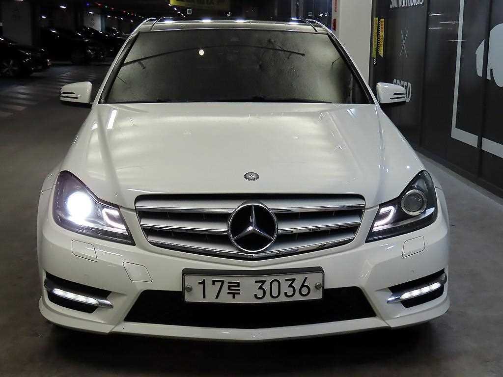 벤츠 C 클래스 C클래스 W204 C200 CGI 아방가르드 이미지 2