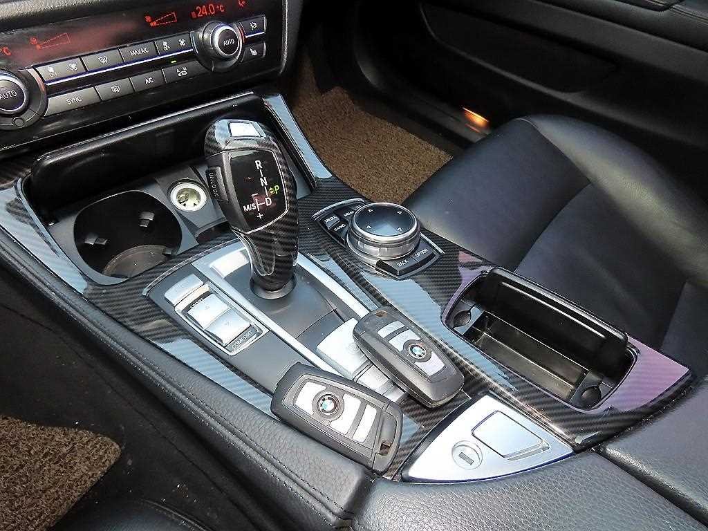 BMW 5시리즈 5시리즈 (F10) 520d xDrive 이미지 11