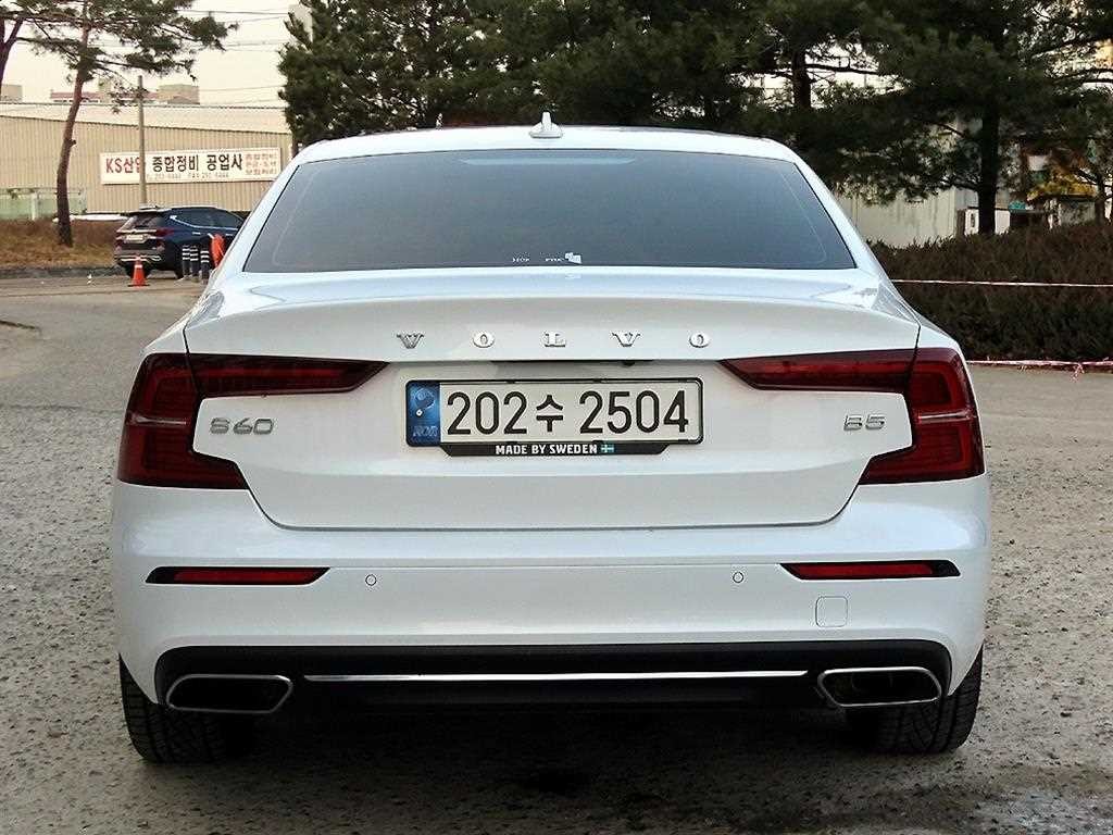 볼보 S60 S60(3세대) B5 인스크립션 이미지 4