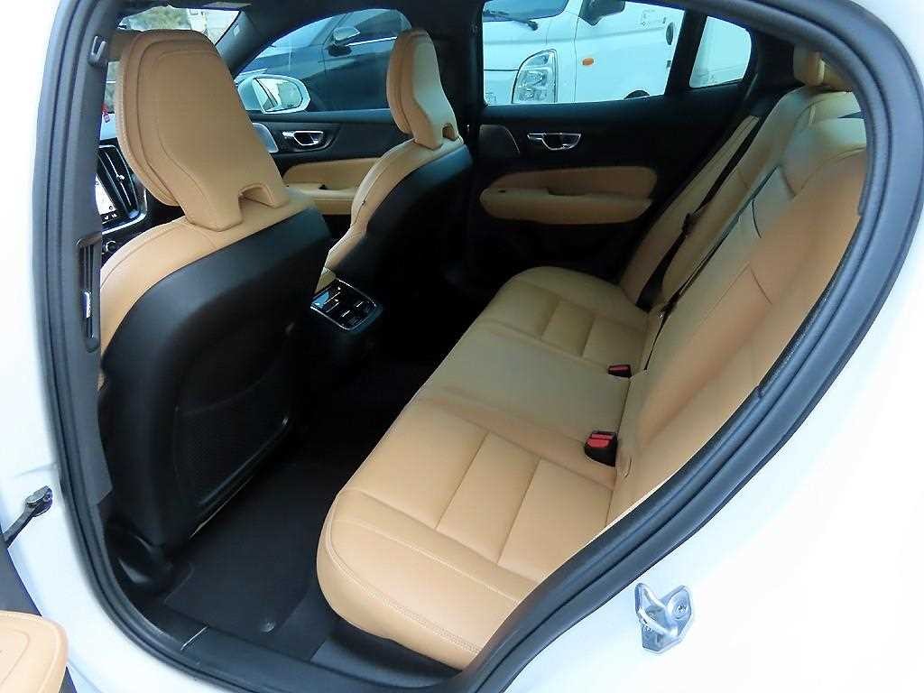볼보 S60 S60(3세대) B5 인스크립션 이미지 6
