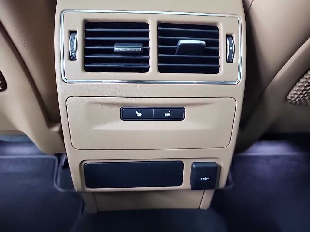 재규어 F-PACE D200 S 이미지 13