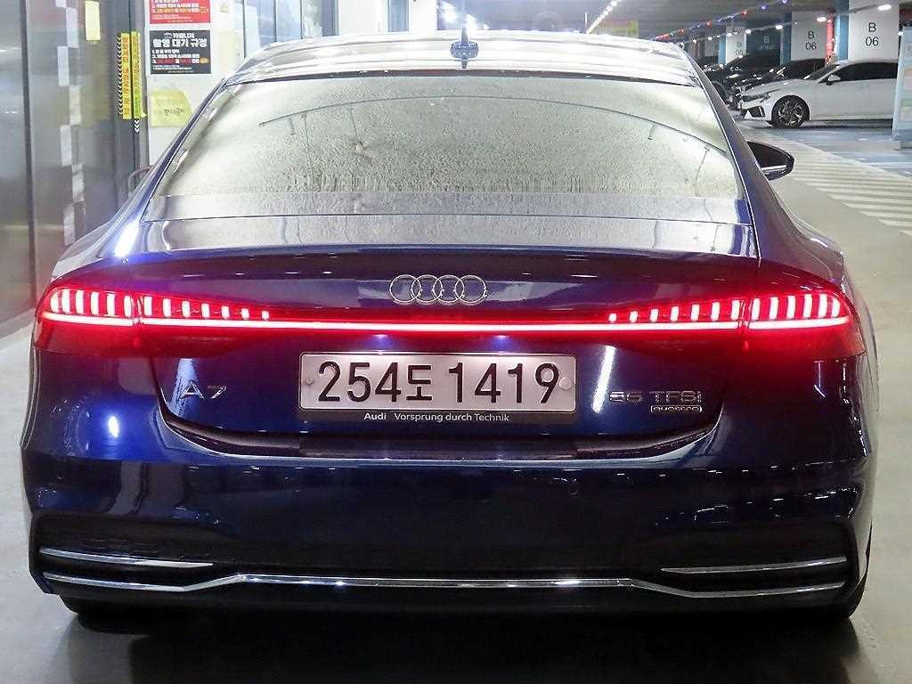 아우디 A7 A7 (4K) 55 TFSI 콰트로 프리미엄 이미지 5