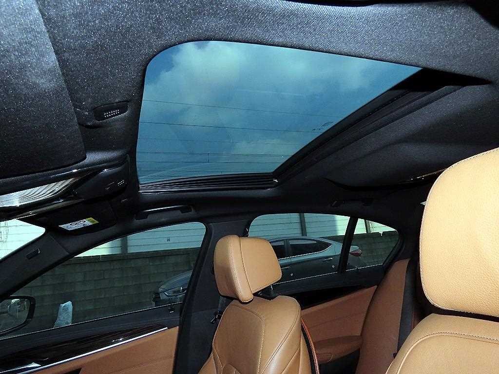 BMW 5시리즈 5시리즈 (G30) 520i M 스포츠 이미지 17