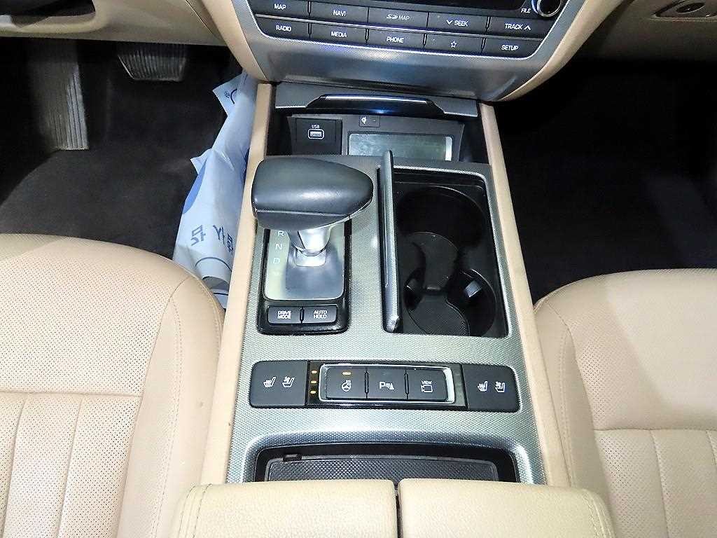 제네시스 G80 3.3 GDI AWD 럭셔리 이미지 12