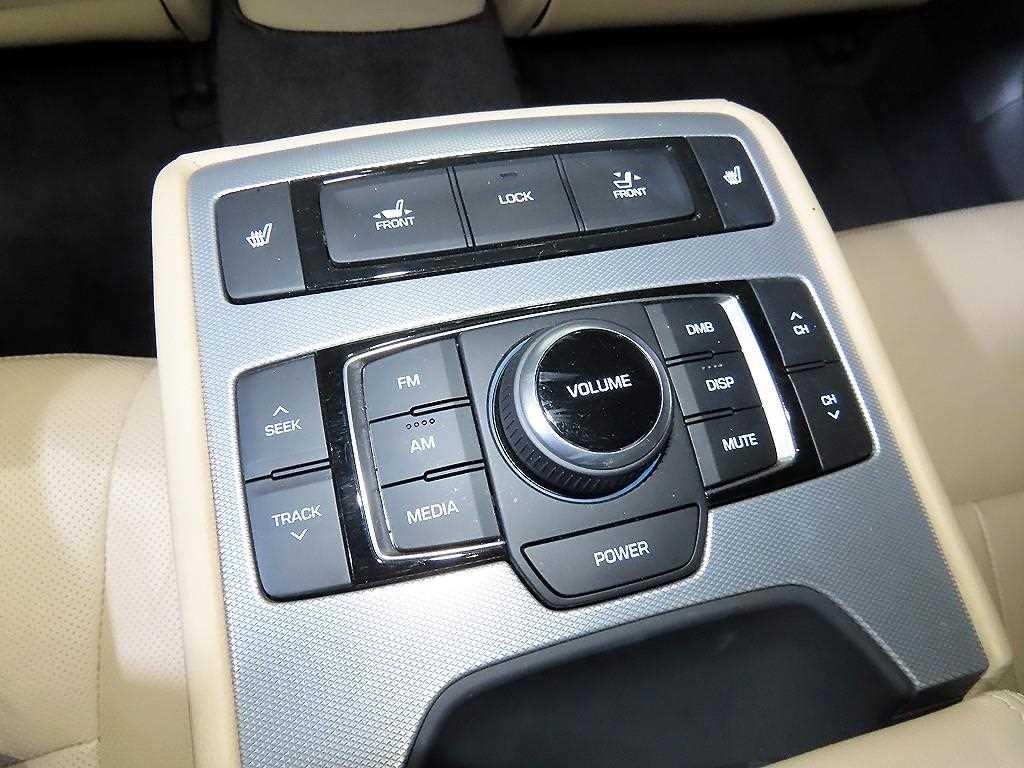 제네시스 G80 3.3 GDI AWD 럭셔리 이미지 15