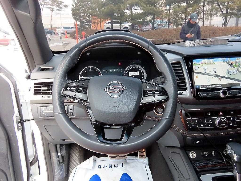 KG모빌리티(쌍용) 렉스턴 더 뉴 렉스턴 스포츠 칸 디젤 2.2 4WD 노블레스 이미지 8