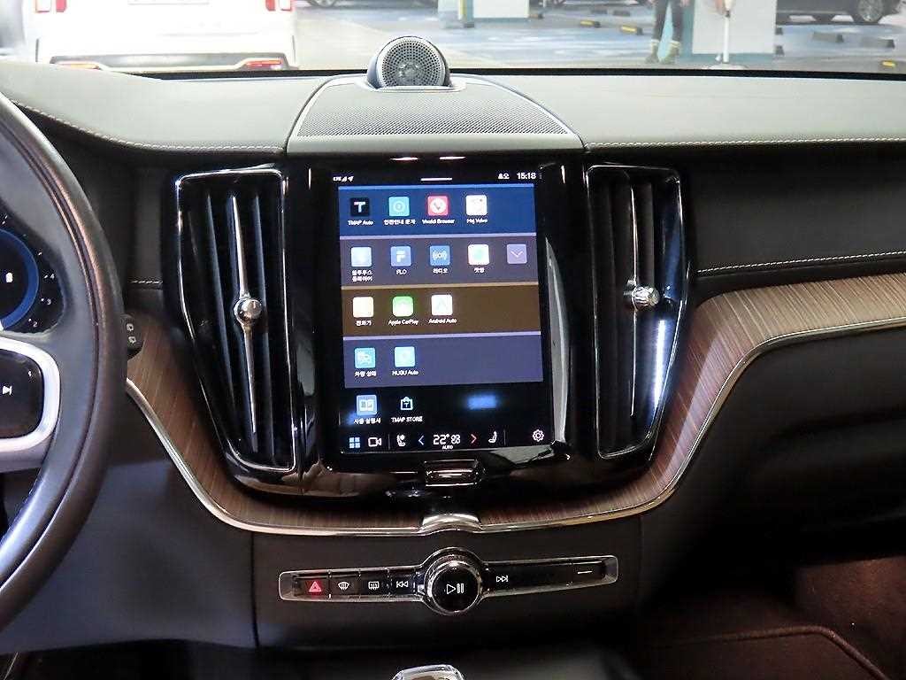 볼보 XC60 XC60(2세대) B6 AWD 인스크립션 이미지 11